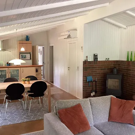 Holiday home Sauna Retreat In Blabjerg *